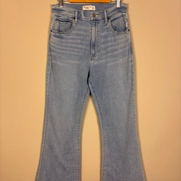 Abercrombie & Fitch The Flare Ultra High Rise Jeans 10 Long Inseam - Picture 3 of 7